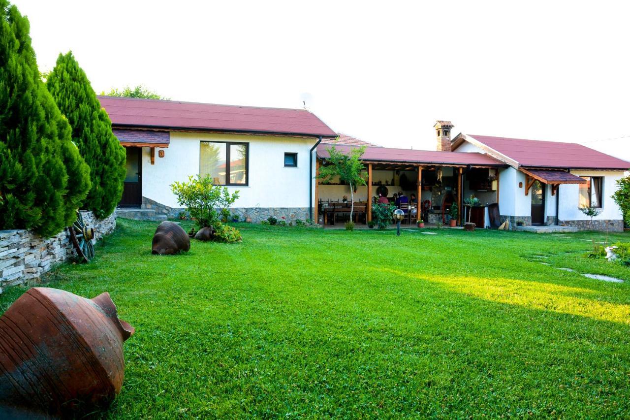 Guest House Raiski Kаt Mezek Exterior foto